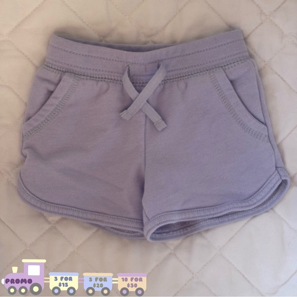 ⭒ 12M OshKosh Lavender Shorts Waist Band Pockets Loose Fitting Spring Summer ⭒ - Picture 1 of 8